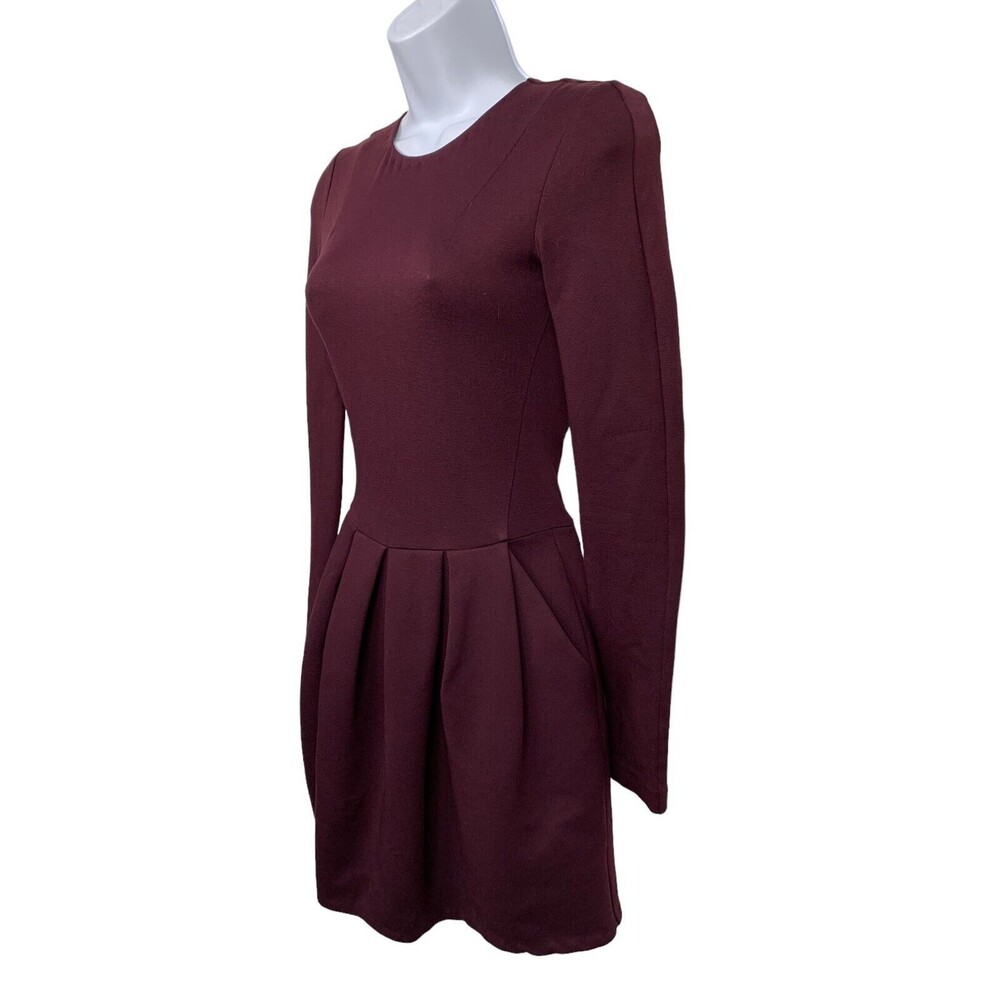 Wilfred Aritzia Women's size 00 Burgundy Fit & Flare Dress Japanese Fabric - Picture 4 of 11